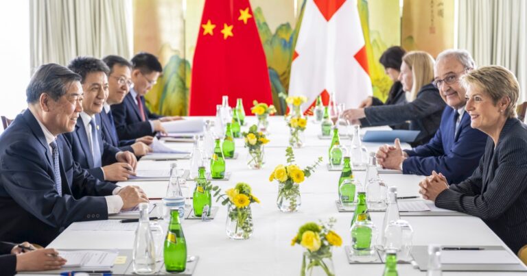 250510 Tariff Talks Ch 1003 631d3c.jpg