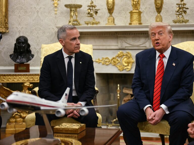 Afp 20250506 44nq9bp V1 Highres Uscanadapoliticsdiplomacytrumpcarney 1746548678.jpg
