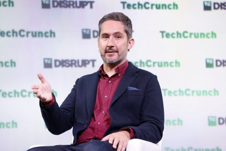 Kevin Systrom Disrupt 2023.jpeg